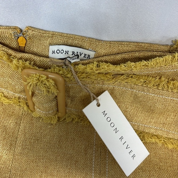 Anthropology Moon River Gold High Waist adjustable belt back zip up Shorts S - Picture 4 of 13